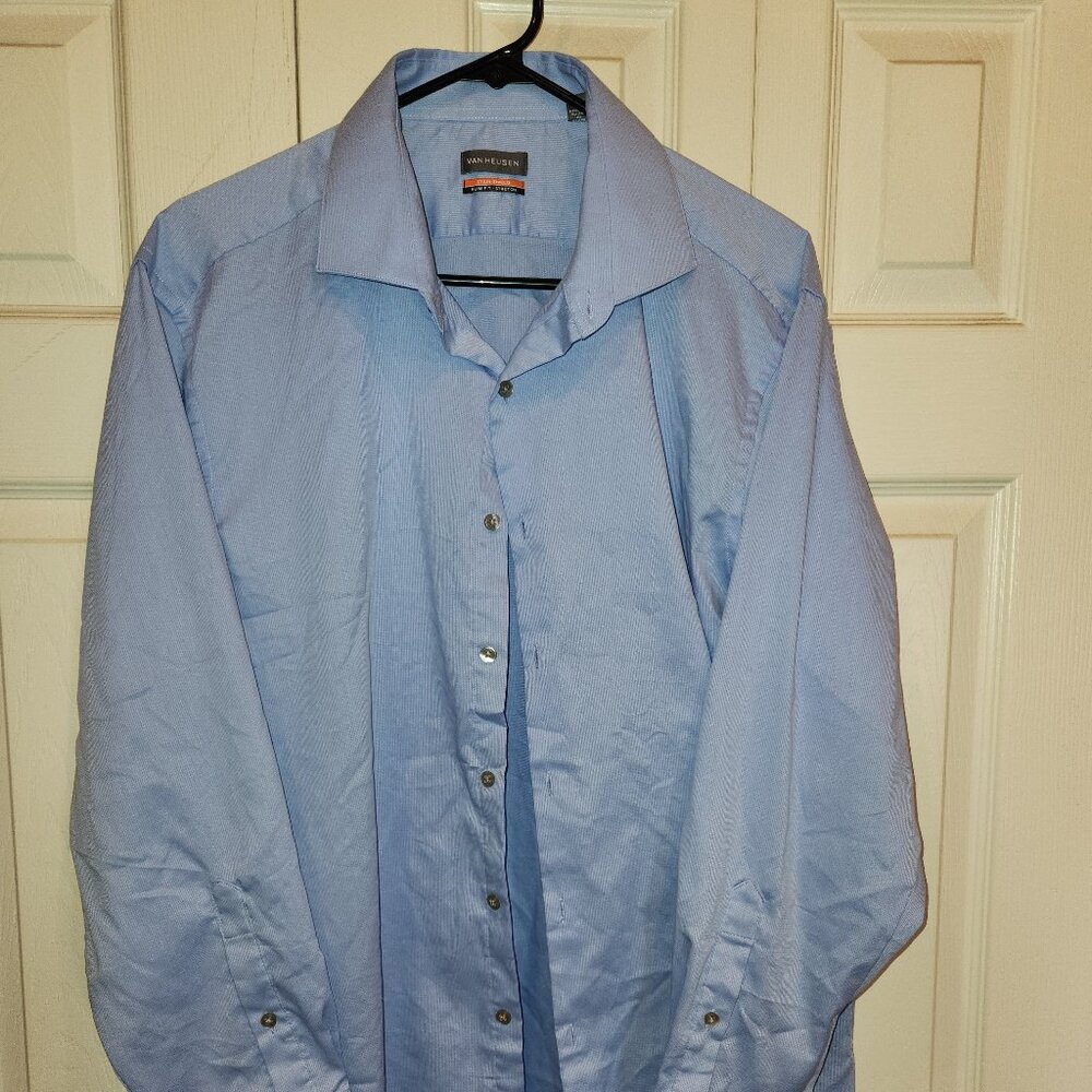 Pre-owned men's Van Heusen blue dress shirt XL 17-17 1/2 32/33